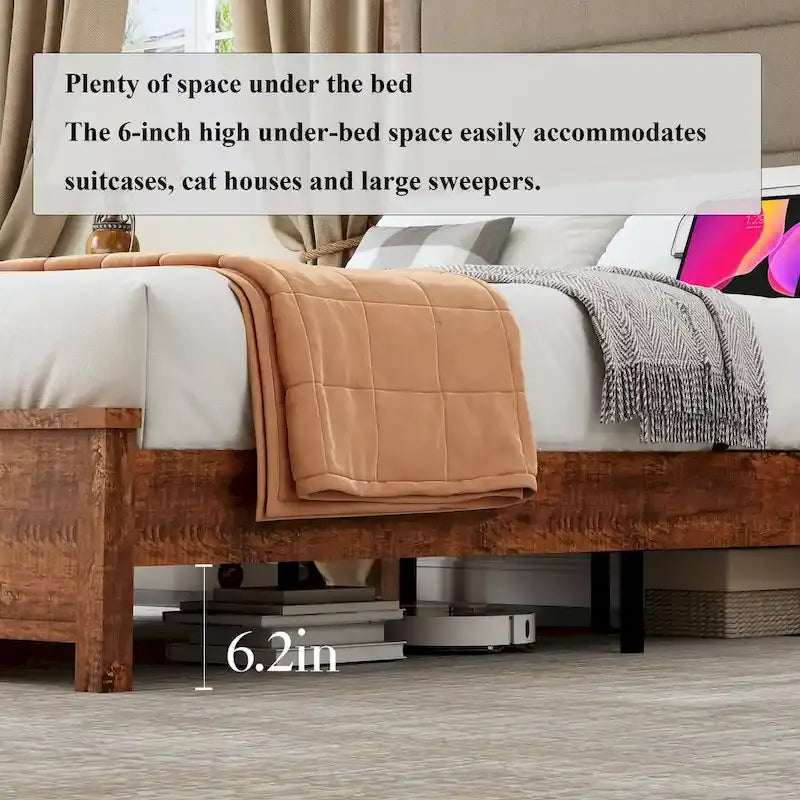 Letto a piattaforma Queen marrone grigio con testiera in lino, luci LED e ricarica USB