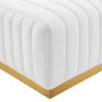 Pouf in velluto trapuntato a canali con base dorata, multi-seduta, 5 colori