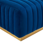 Pouf in velluto trapuntato a canali con base dorata, multi-seduta, 5 colori